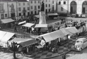 mercado 1954 fototeca.422e3b62e12419257b04762eacd9a5a6