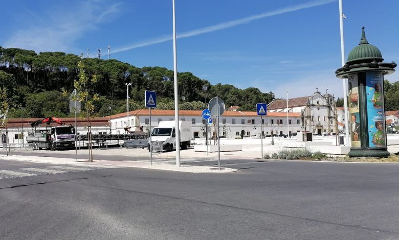 Palco para os Quinta do Bill já está a ser montado na Várzea Grande varzea grande IMG 20210831 115407