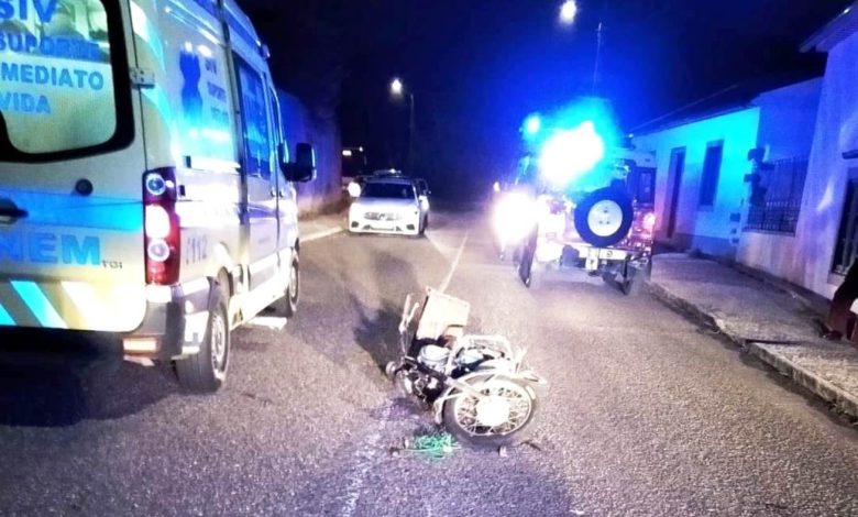 Colisão entre carrinha e mota provoca um ferido grave acidente 9125 3315623337985201623 n