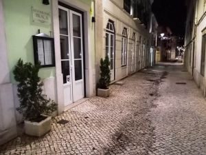 Mais um ato de vandalismo no centro histórico de Tomar IMG 20211204 WA0001
