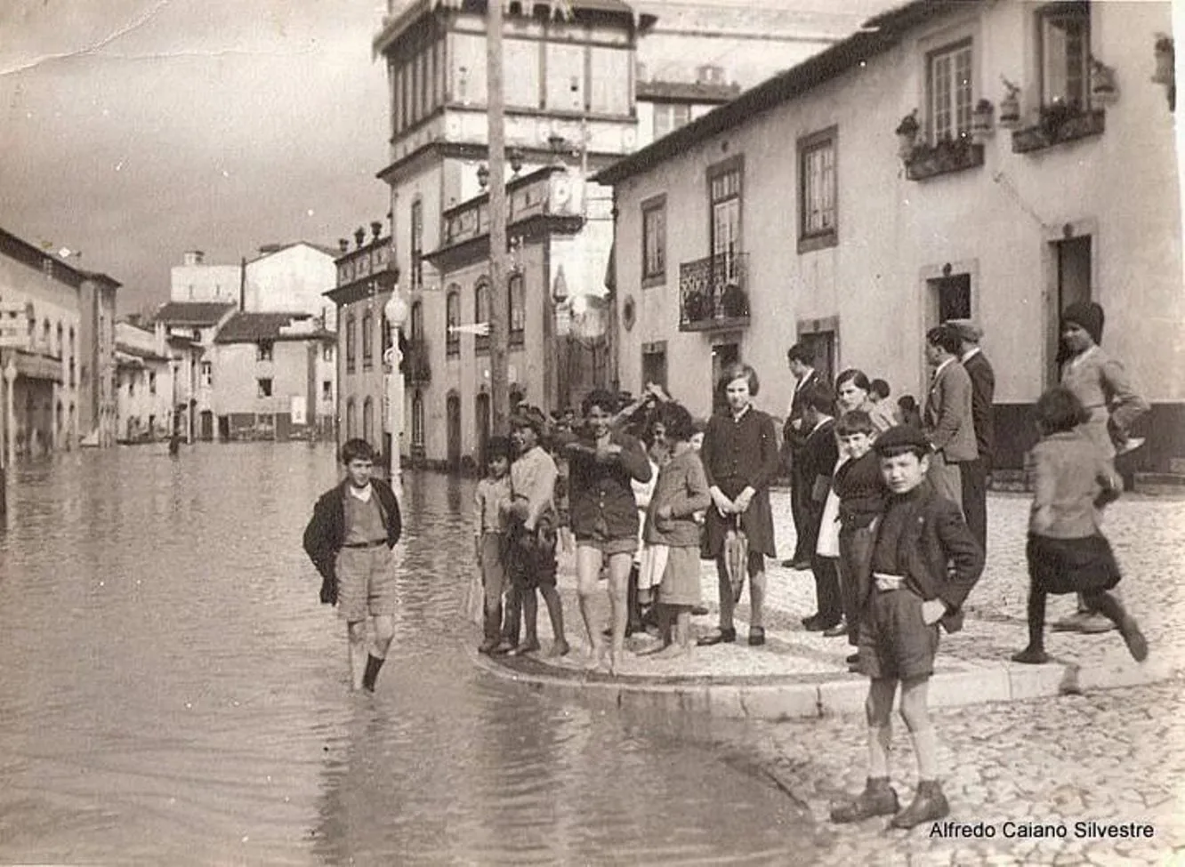 Uma imagem rara de Tomar inundacoes Tomar 396823814 8173211438682759701 n