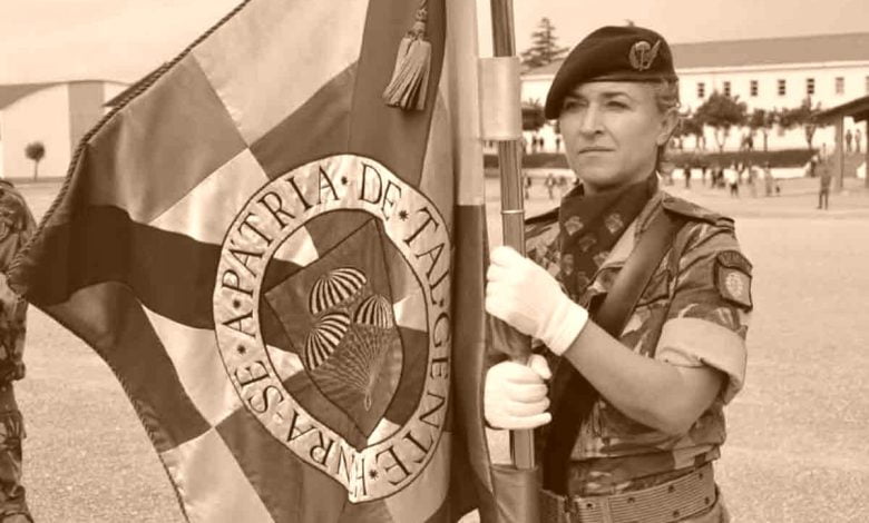 Último adeus à paraquedista Alexandra marcado para dia 27 Alexandra Serrano Rosa vintage