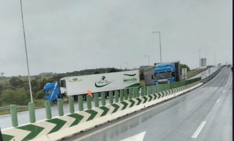 Despiste de camião condiciona trânsito na A23 IMG 20220426 174042 480
