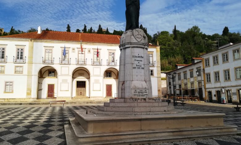 Nesta segunda feira há reunião pública na câmara de Tomar praca da republica gualdim pais camara IMG 20220514 080005