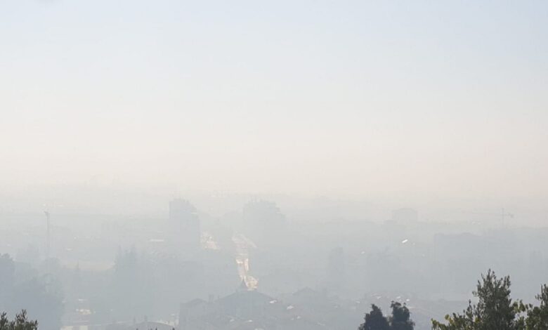 Tomar acordou coberta de fumo fumo incendio