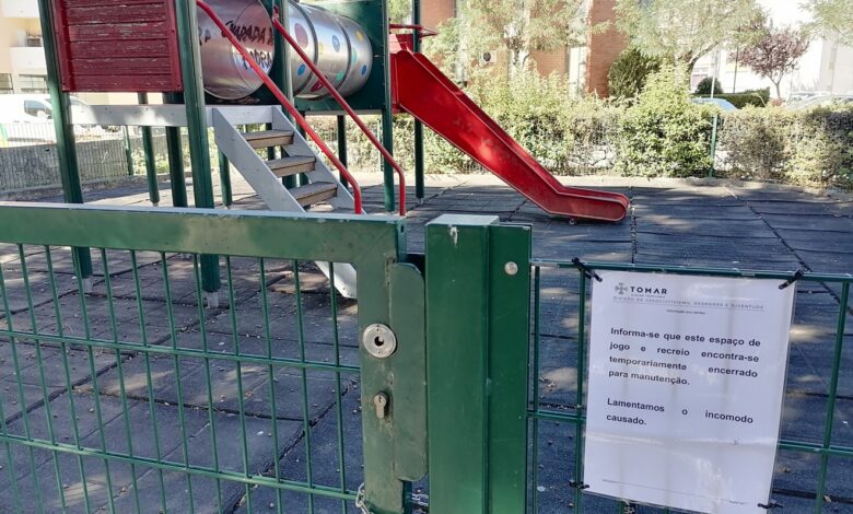 Câmara conserta parque infantil perigoso parque infantil IMG 20220729 101541