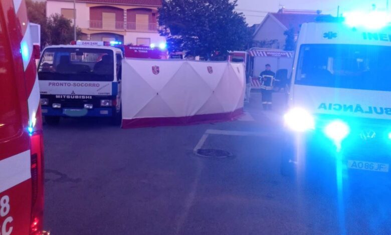 Colisão entre mota e reboque provoca um ferido grave acident 111101906 977101376927294212 n