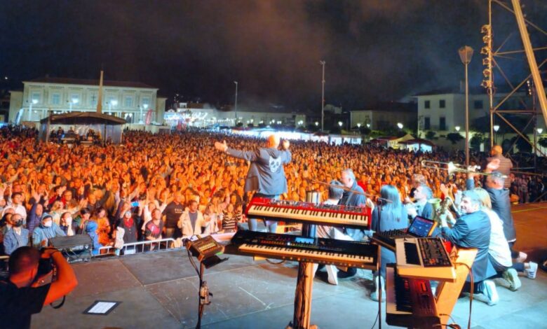 Pedro Abrunhosa atrai milhares a Tomar (c/ fotos e vídeos) pedro abrunhosa 863574751 2793104079475812082 n
