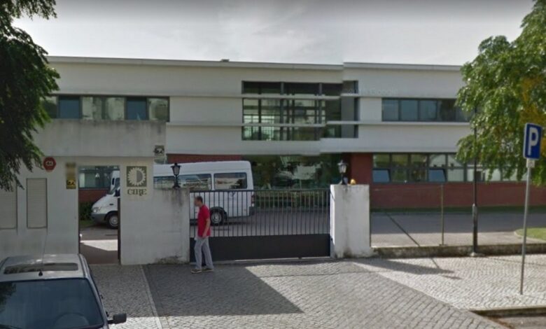 Trabalhadores despedidos do CIRE processam instituição CIRE 2
