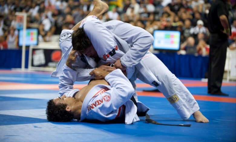 Mais de 250 atletas vão lutar no pavilhão municipal jiu jitsu
