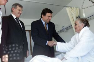 Durao Barroso Inaugura Hospital De Tomar 10 01 2003 c