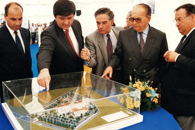 Novo hospital de Tomar inaugurado há 20 anos (c/ fotos) hospital 1 pedra Hospital de Tomar