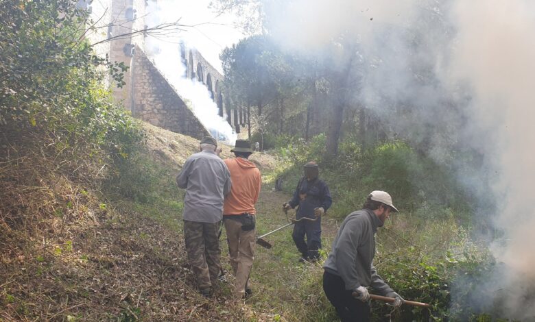 Voluntários regressam às ações de limpeza do aqueduto aquedut 2507 8761085465875267393 n