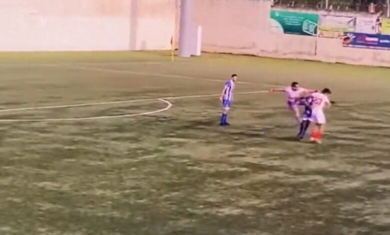 Agressões violentas em jogo de futebol da 2ª distrital (c/ vídeo) futebol