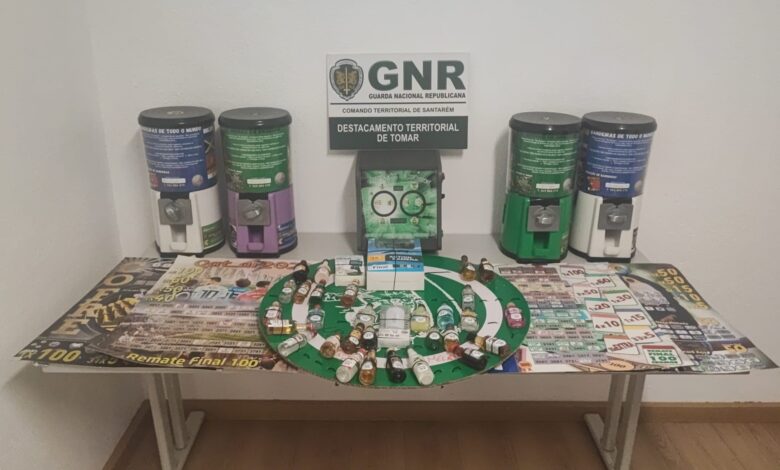 GNR apreende máquinas de jogo ilegal em Tomar, Ferreira do Zêzere e Ourém jogo 645375773566 7249127612638340631 n