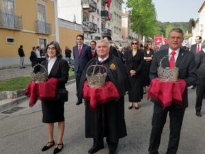 coroas pendoes tabuleiros 2023 IMG 20230409 094355