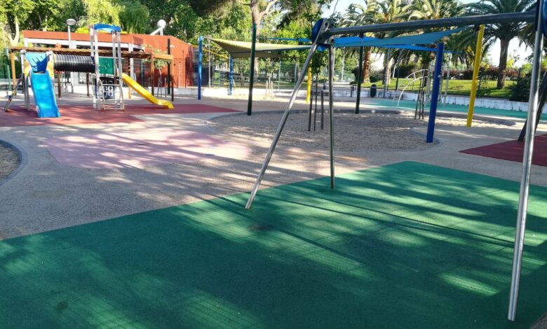 Equipamentos do parque infantil tardam em ser repostos parque infantil IMG 20230518 082209