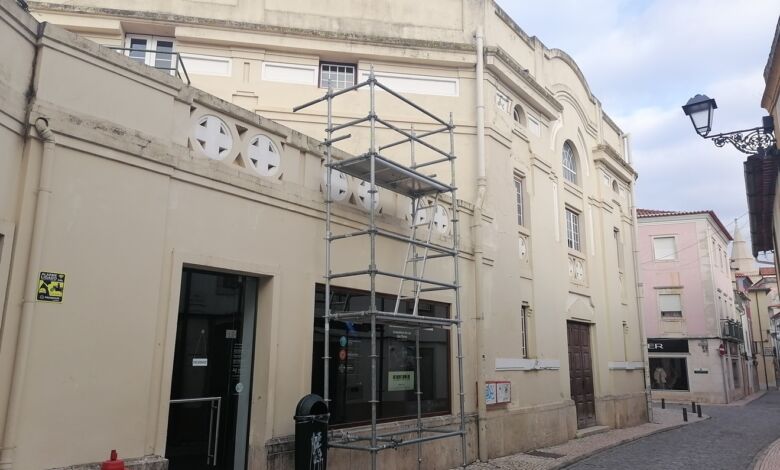 Pintar a fachada do cine teatro custa quase 100 mil euros cineteatro IMG 20231114 082215