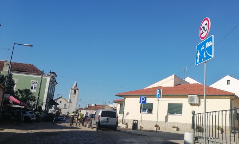 Largo de Cem Soldos é zona de coexistência. Sabe o que isso significa? cem soldos IMG 20240124 102038