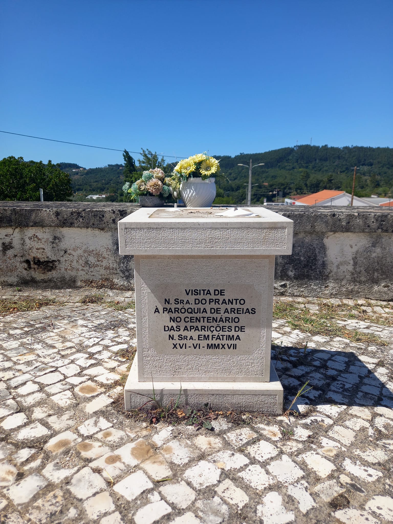 Imagem de Nª Srª de Fátima roubada pela segunda vez Na Sra areias 77977678 2064551979730273912 n