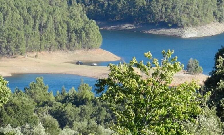 Cidadão denuncia casa ilegal junto à albufeira de Castelo do Bode castelo de bode olalhas Rio Zezere visto dos Montes