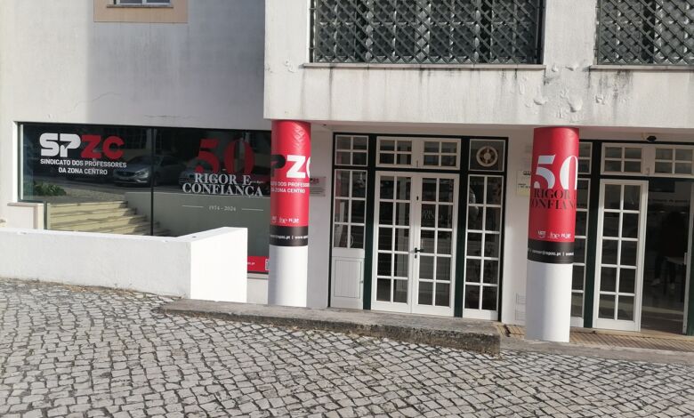 Sindicato dos Professores da Zona Centro muda de instalações sindicato IMG 20240410 182346