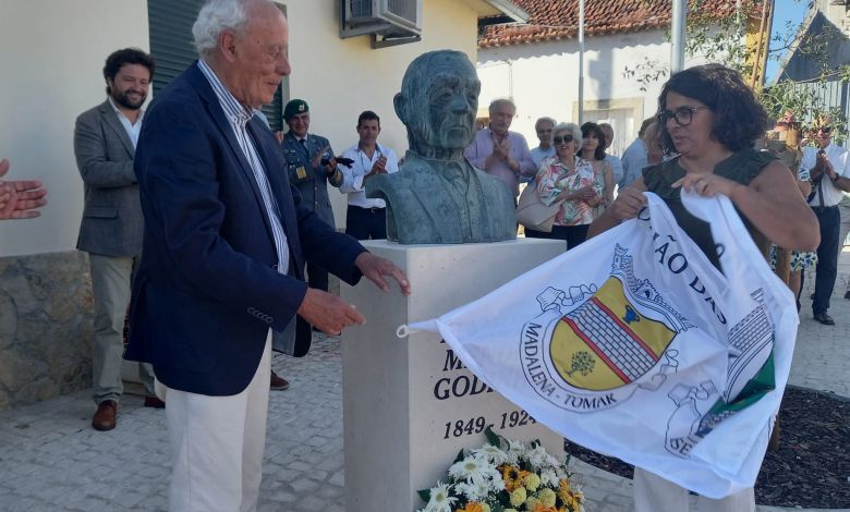 Busto de Manuel Mendes Godinho inaugurado em Cem Soldos IMG 20240721 WA0006