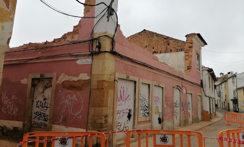 Misericórdia já mandou demolir parte do prédio que estava em risco de derrocada predio demolicao IMG 20240922 100947
