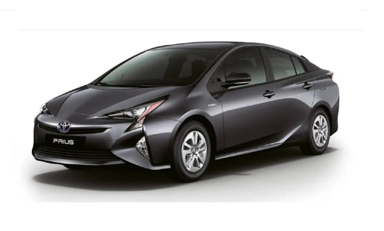 Novo carro do presidente da câmara custou 41 mil euros toyota