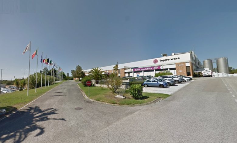 Fábrica da Tupperware em Constância vai fechar definitivamente a 8 de janeiro tupperware