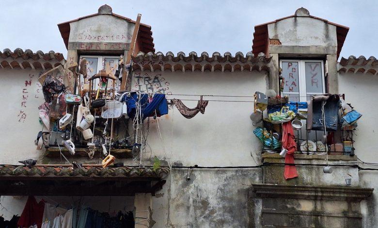 “Instalação artística” muda de local acumulador saboaria 20250406 094144