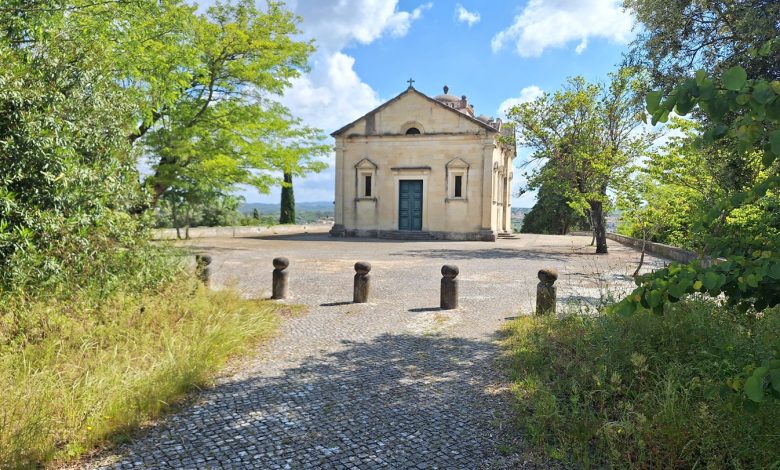 Ermida Nª Srª da Conceição: Convento limpa, câmara não ermida 20250511 103642