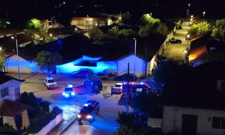 Jovem baleado no bairro 1º de maio tiroteiro bairro 60165737550870 132299353178153335 n